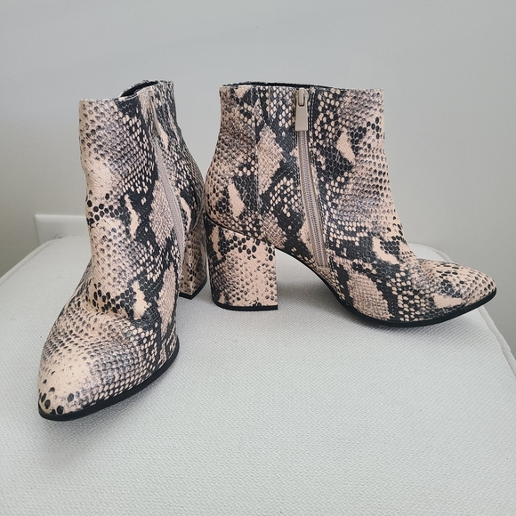 Torrid Snakeskin Print Heeled Ankle Boots - Picture 2 of 7